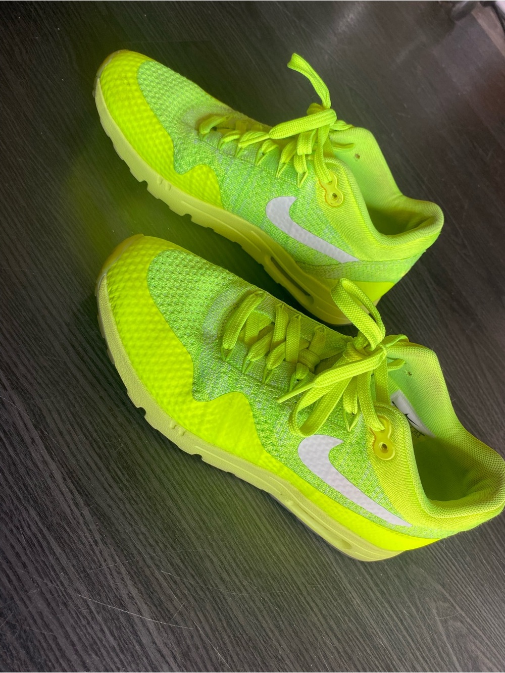 Nike AirMax 1 Ultra Flyknit Volt/Electric Green Running Tennis Shoe Women’s 7.5